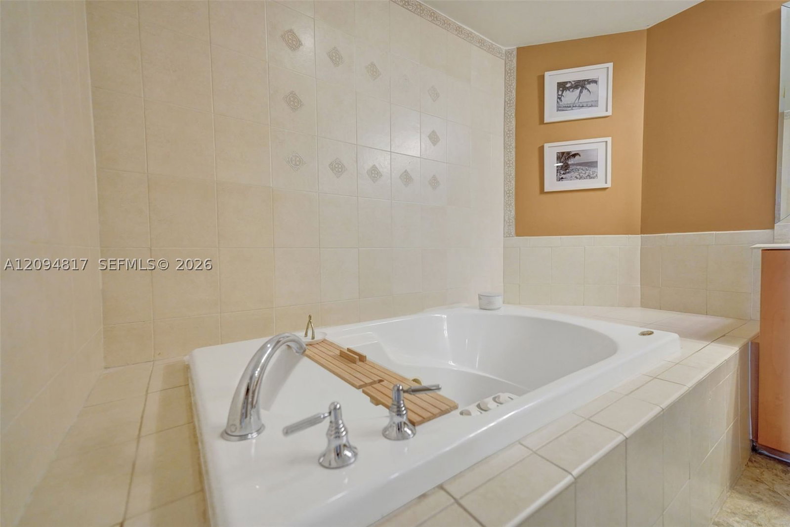 Real estate property located at 401 4th Ave #301, Broward, Esplanade On The New Rive, Fort Lauderdale, FL
