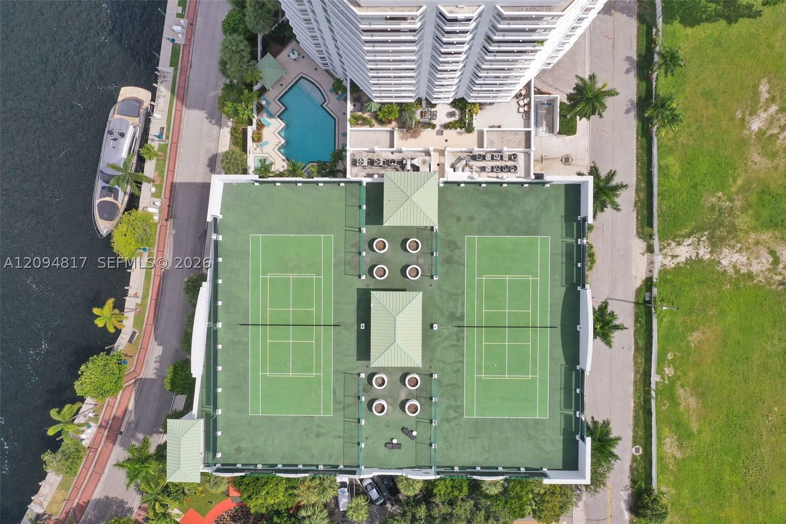 Real estate property located at 401 4th Ave #301, Broward, Esplanade On The New Rive, Fort Lauderdale, FL