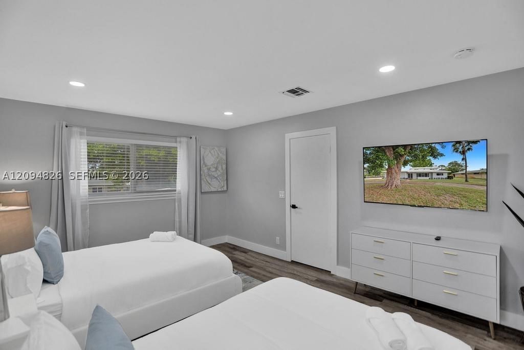 Real estate property located at 63 5th Ave, Broward, Jd Butlers, Deerfield Beach, FL