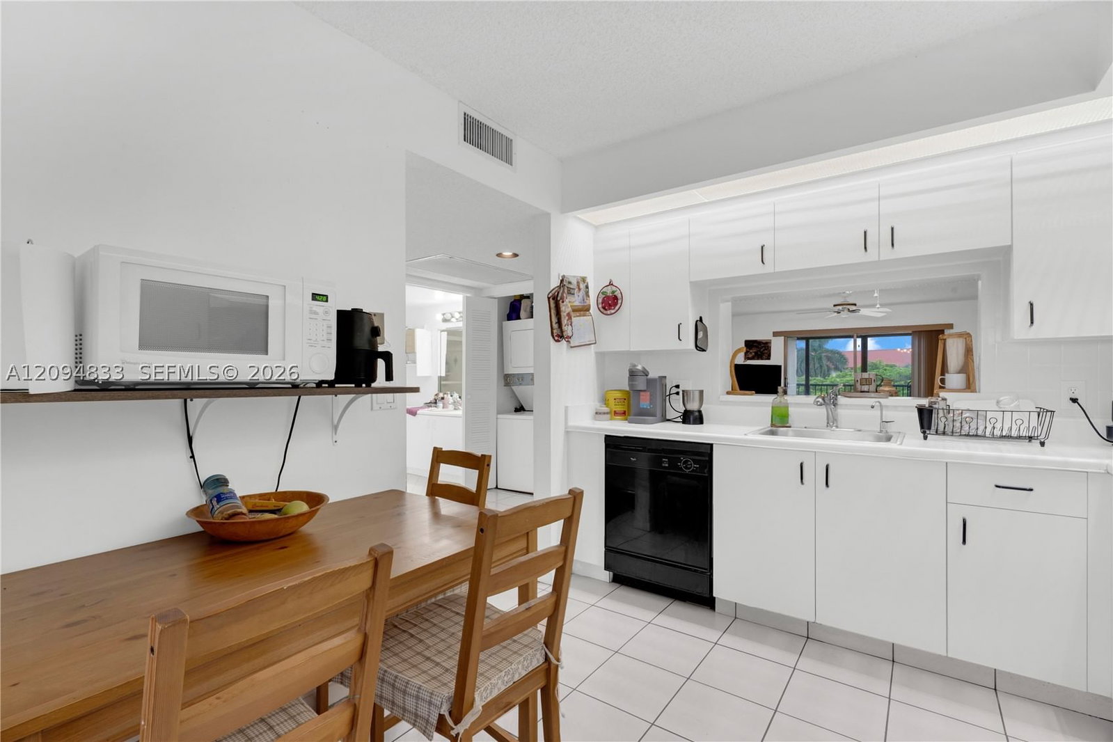 Real estate property located at 13105 16th Ct #412L, Broward, Ivanhoe East At Century V, Pembroke Pines, FL