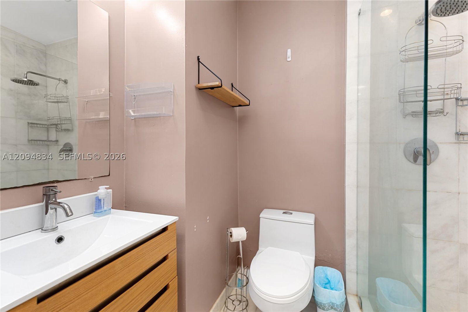 Real estate property located at 2421 Lake Pancoast Dr #3B, Miami-dade, Helen Mar Condo, Miami Beach, FL