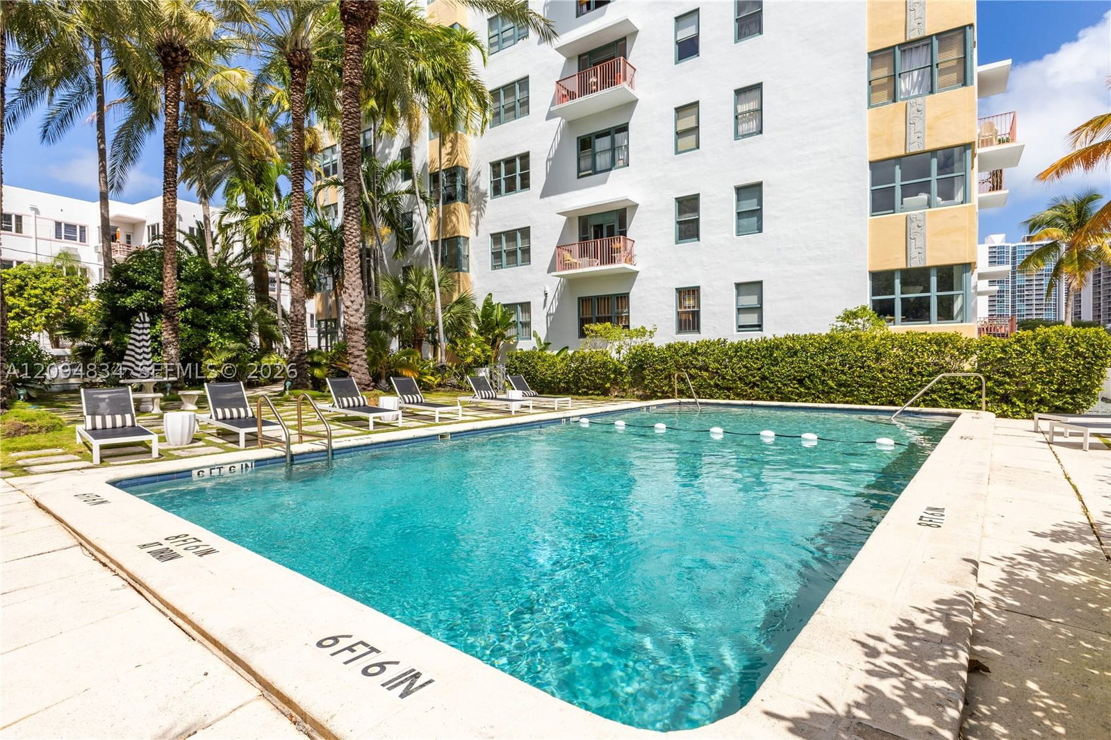 Real estate property located at 2421 Lake Pancoast Dr #3B, Miami-dade, Helen Mar Condo, Miami Beach, FL