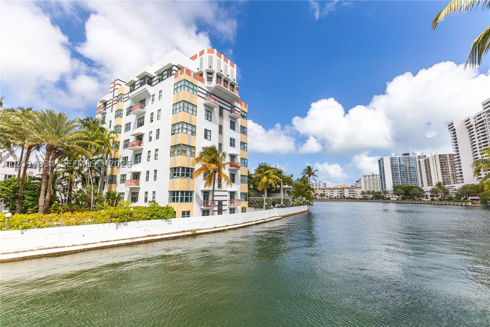 Real estate property located at 2421 Lake Pancoast Dr #3B, Miami-dade, Helen Mar Condo, Miami Beach, FL