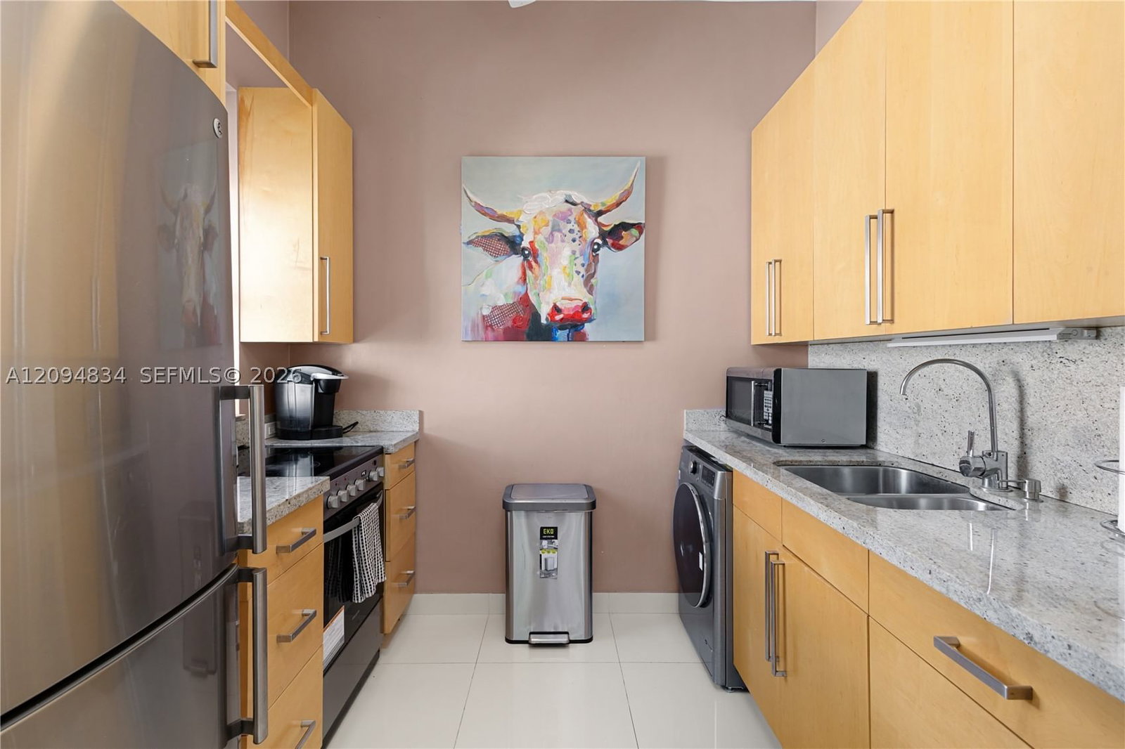 Real estate property located at 2421 Lake Pancoast Dr #3B, Miami-dade, Helen Mar Condo, Miami Beach, FL