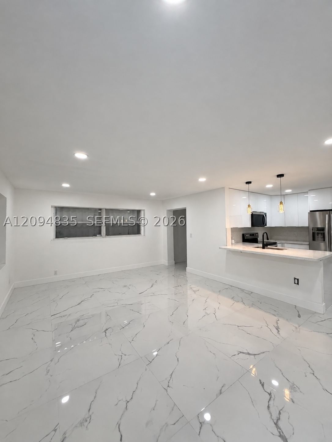 Real estate property located at 2610 Pierce St, Broward, Hollywood Little Ranches, Hollywood, FL