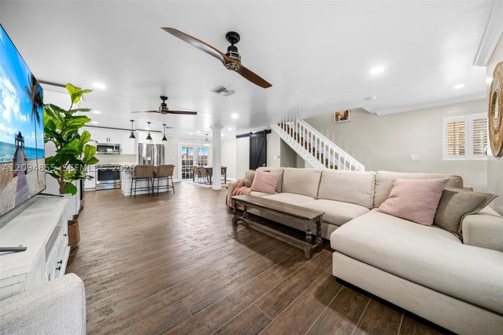 Real estate property located at 14501 122nd Pl, Miami-dade, Deerwood Villas Sec 3 Rep, Miami, FL