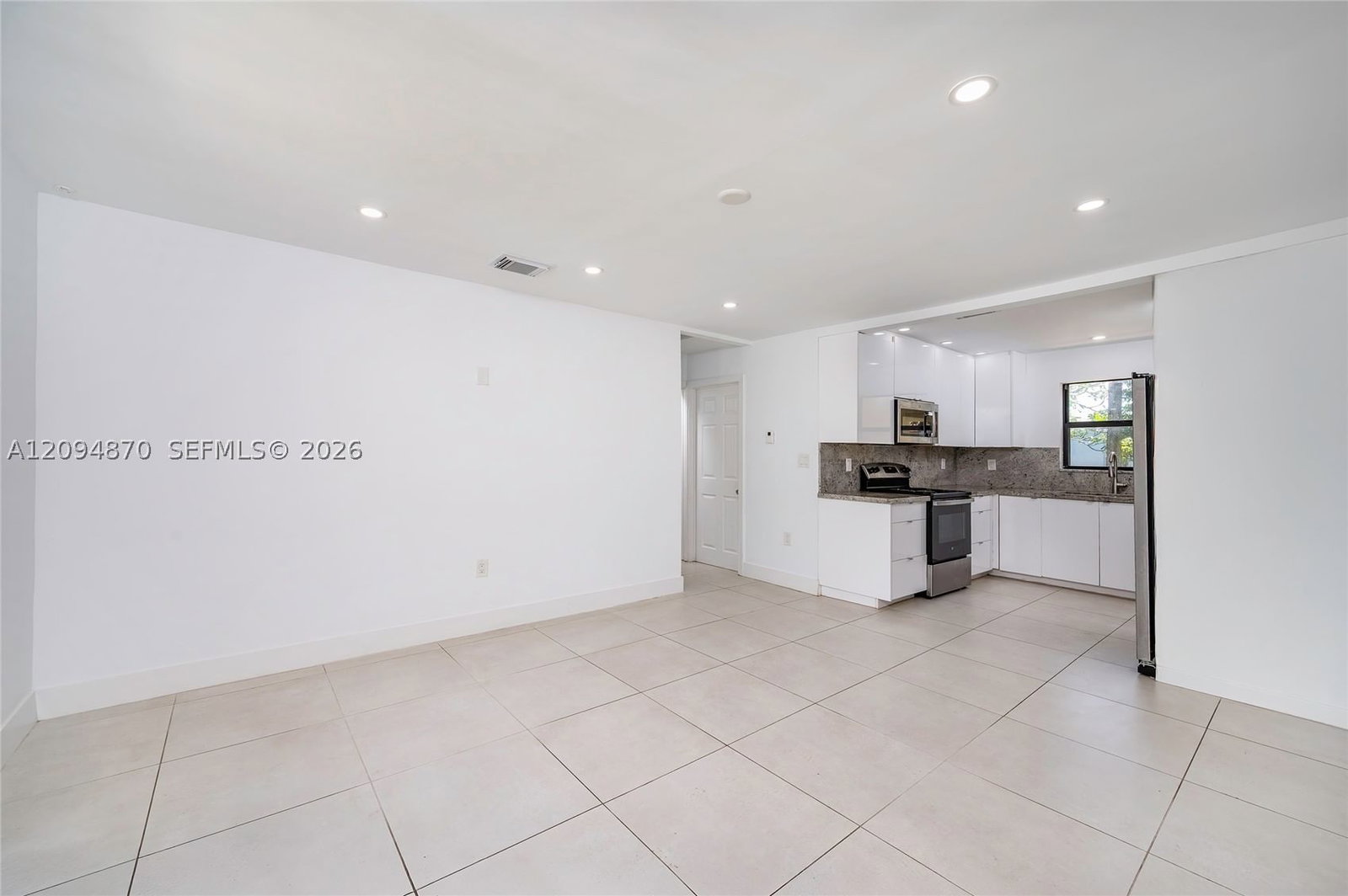 Real estate property located at 2106 Plunkett Ct, Broward, Sunnyside Estates, Hollywood, FL