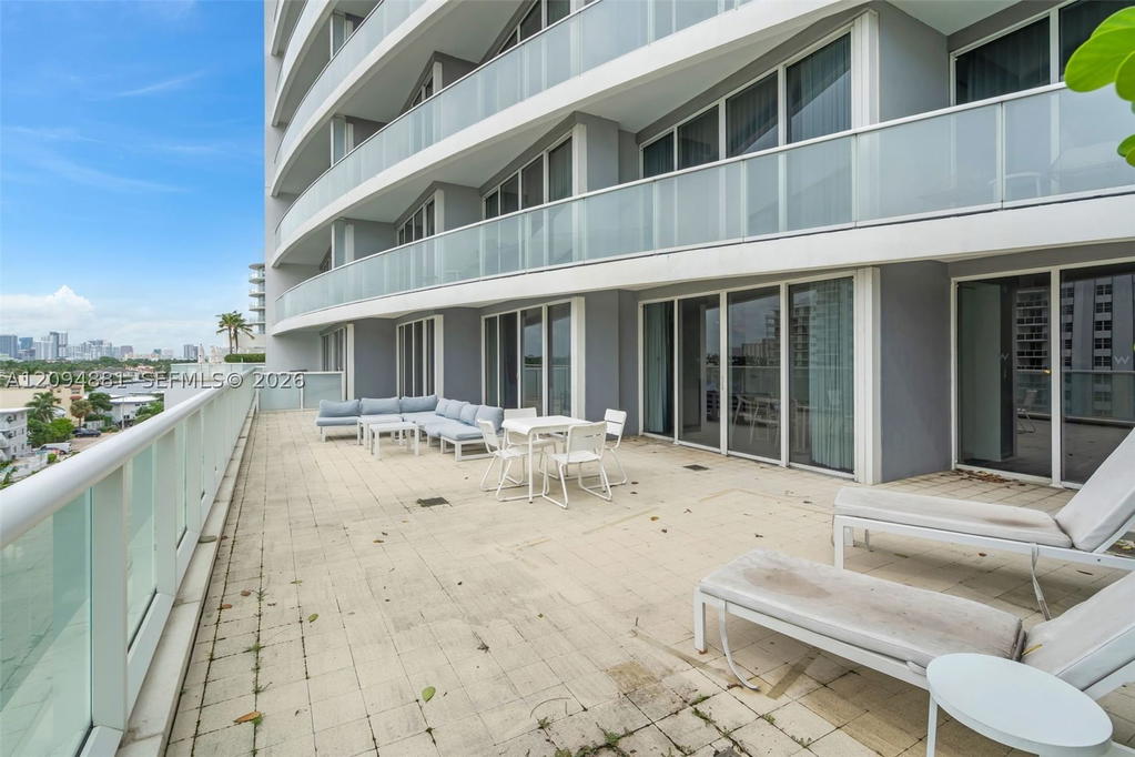Real estate property located at 3101 Bayshore Dr #509, Broward, Fort Lauderdale Residence, Fort Lauderdale, FL