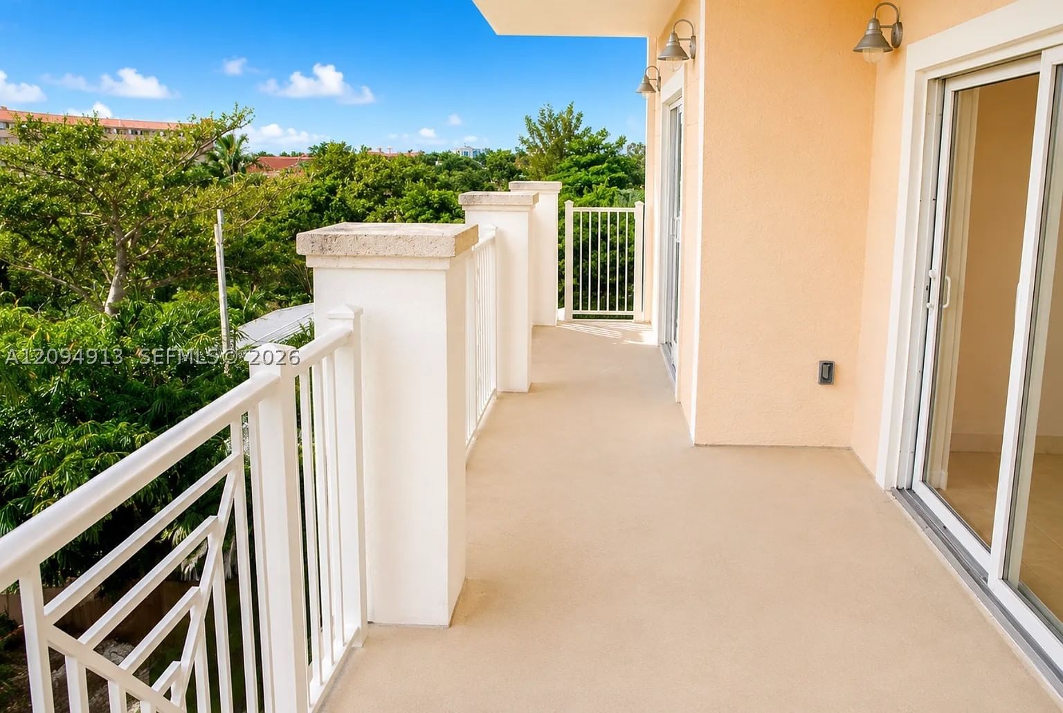 Real estate property located at 1931 2nd St #405, Broward, Island Breeze At Deerfiel, Deerfield Beach, FL