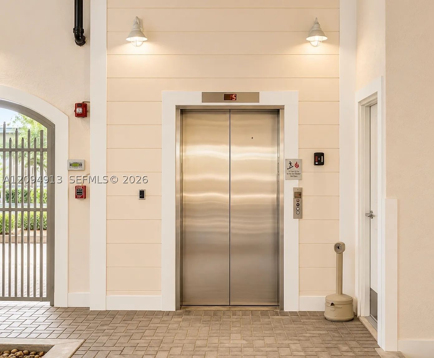 Real estate property located at 1931 2nd St #405, Broward, Island Breeze At Deerfiel, Deerfield Beach, FL