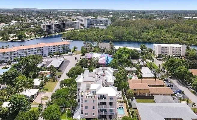 Real estate property located at 1931 2nd St #405, Broward, Island Breeze At Deerfiel, Deerfield Beach, FL