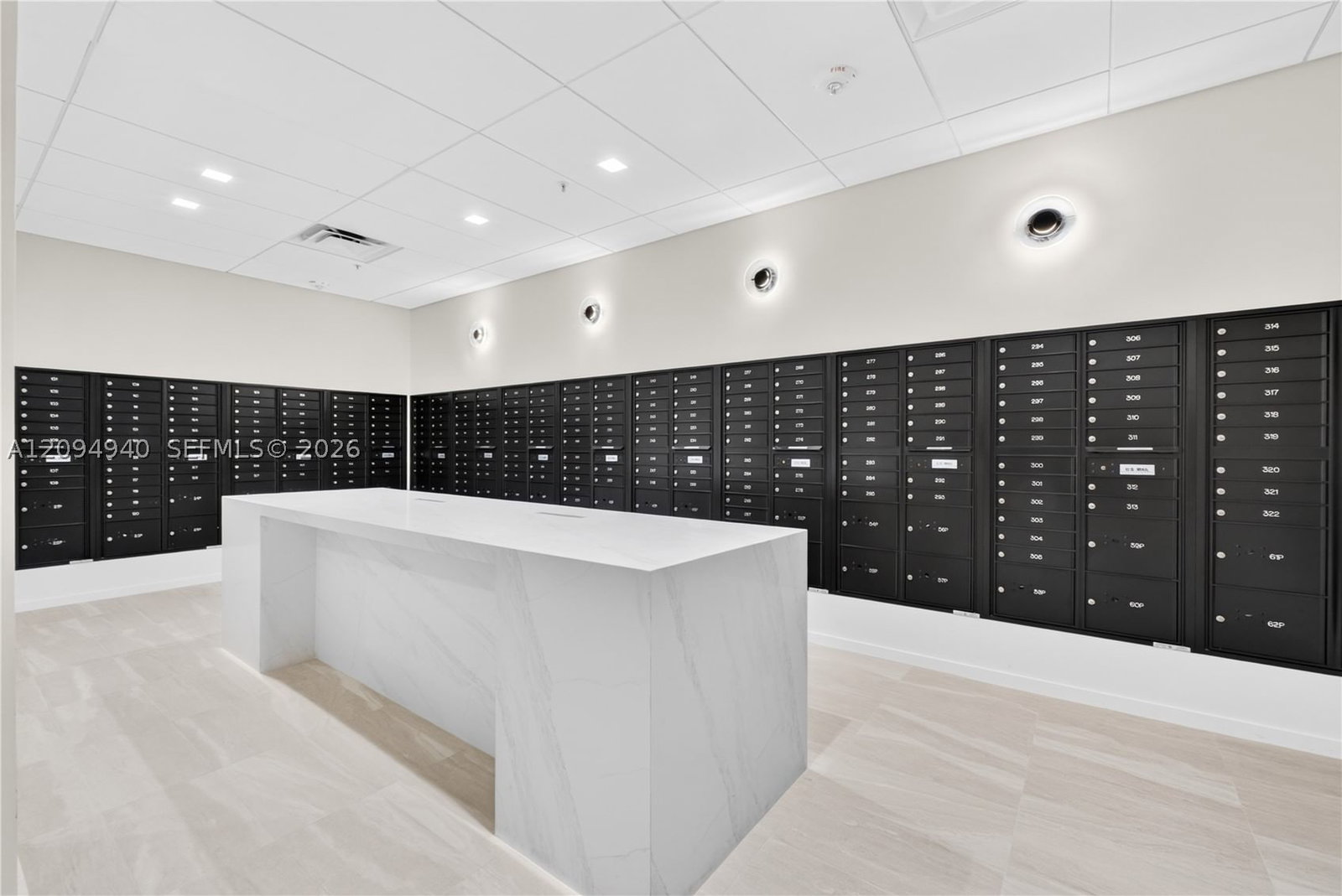 Real estate property located at 19380 Collins Ave #1103, Miami-dade, Oceanview Building B Cond, Sunny Isles Beach, FL