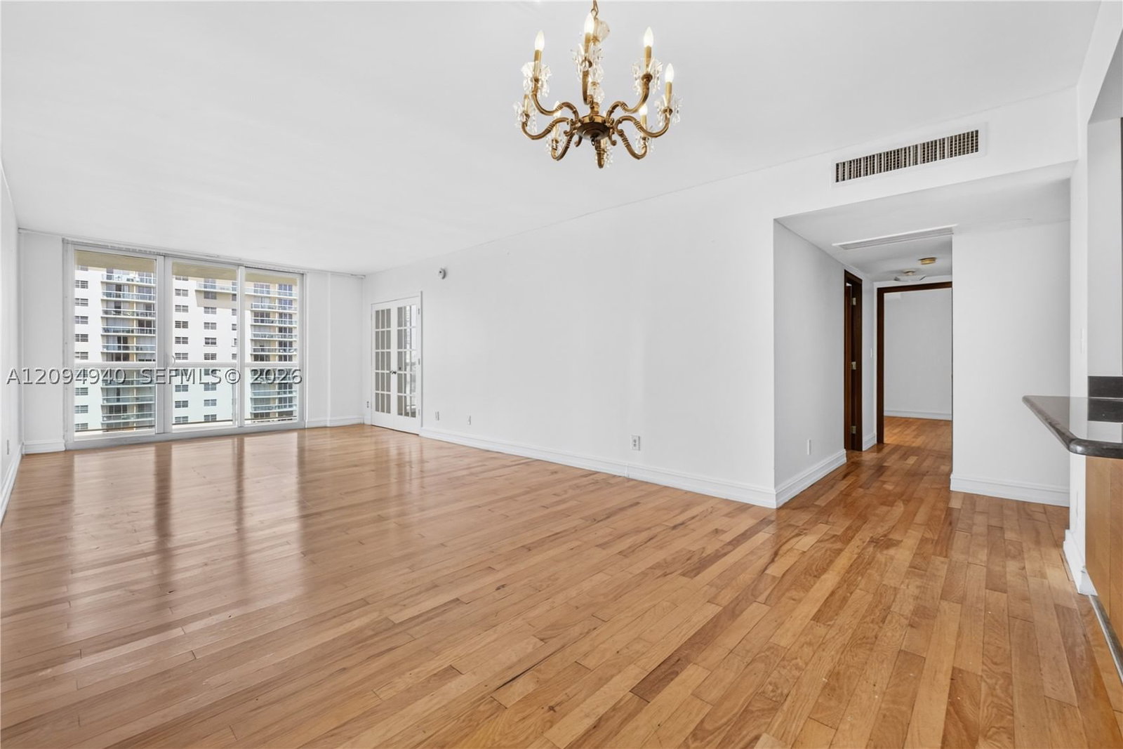 Real estate property located at 19380 Collins Ave #1103, Miami-dade, Oceanview Building B Cond, Sunny Isles Beach, FL