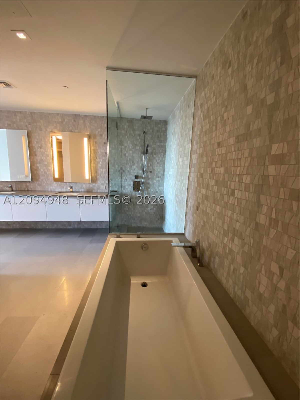 Real estate property located at 88 7th St #1904, Miami-dade, Rise Condo, Miami, FL