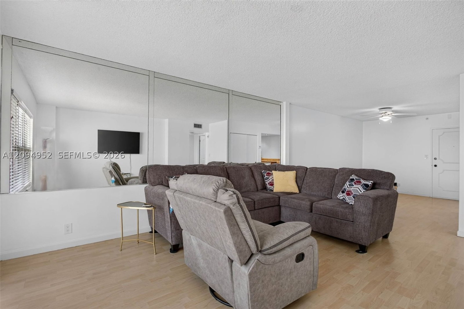Real estate property located at 405 Ocean Blvd #615, Broward, Parliament House Condo, Pompano Beach, FL
