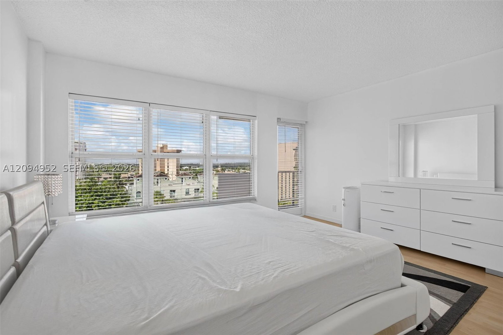Real estate property located at 405 Ocean Blvd #615, Broward, Parliament House Condo, Pompano Beach, FL
