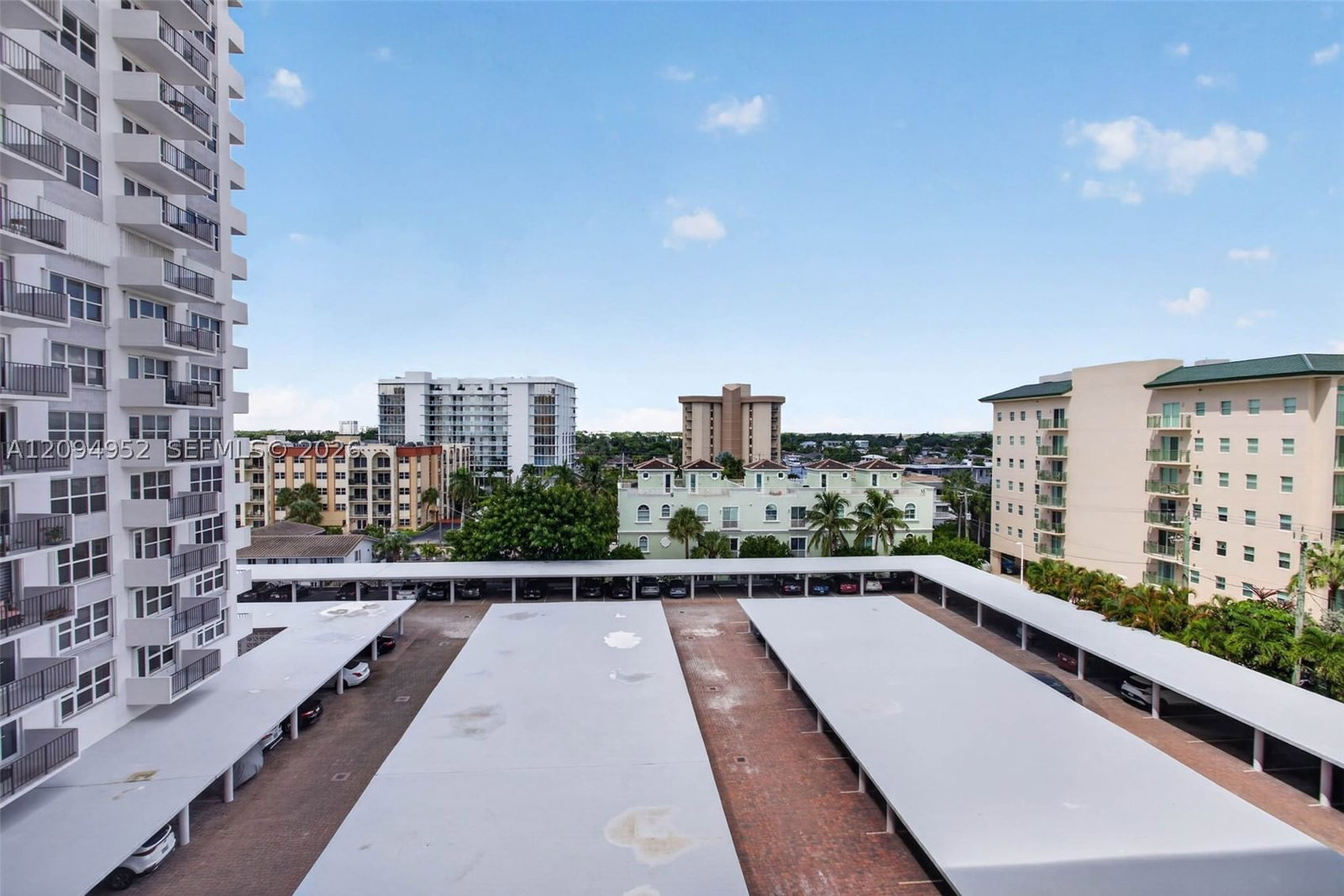 Real estate property located at 405 Ocean Blvd #615, Broward, Parliament House Condo, Pompano Beach, FL