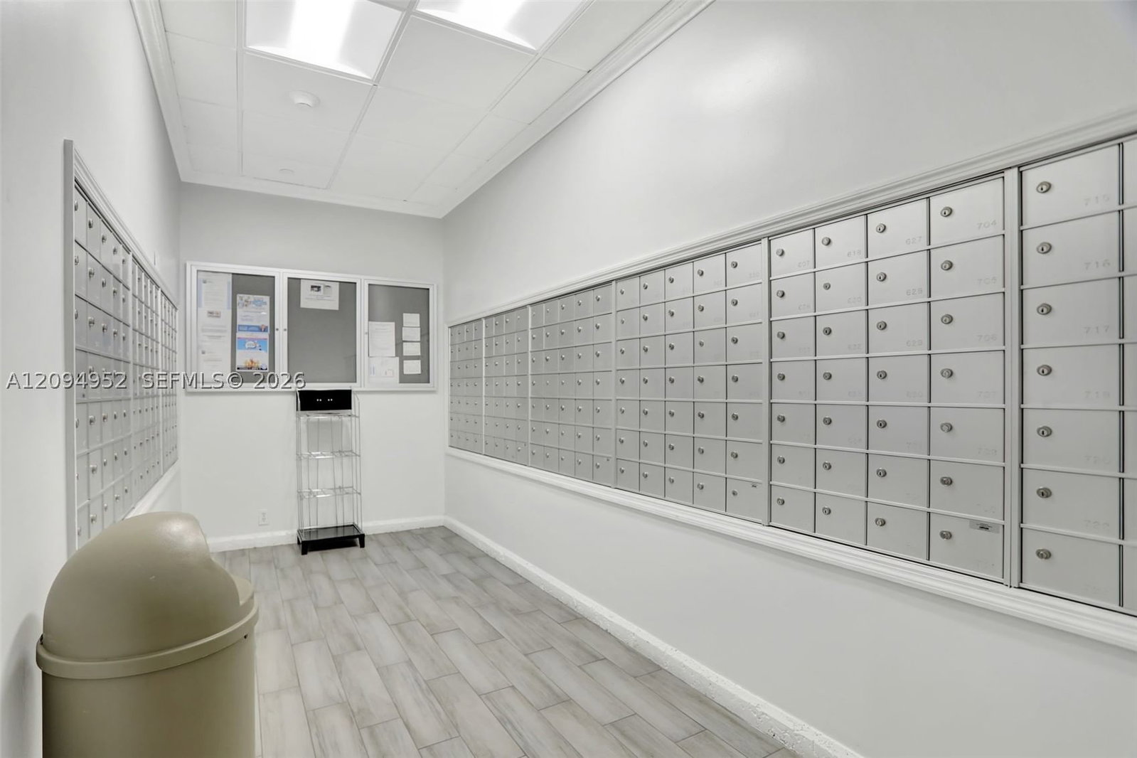 Real estate property located at 405 Ocean Blvd #615, Broward, Parliament House Condo, Pompano Beach, FL