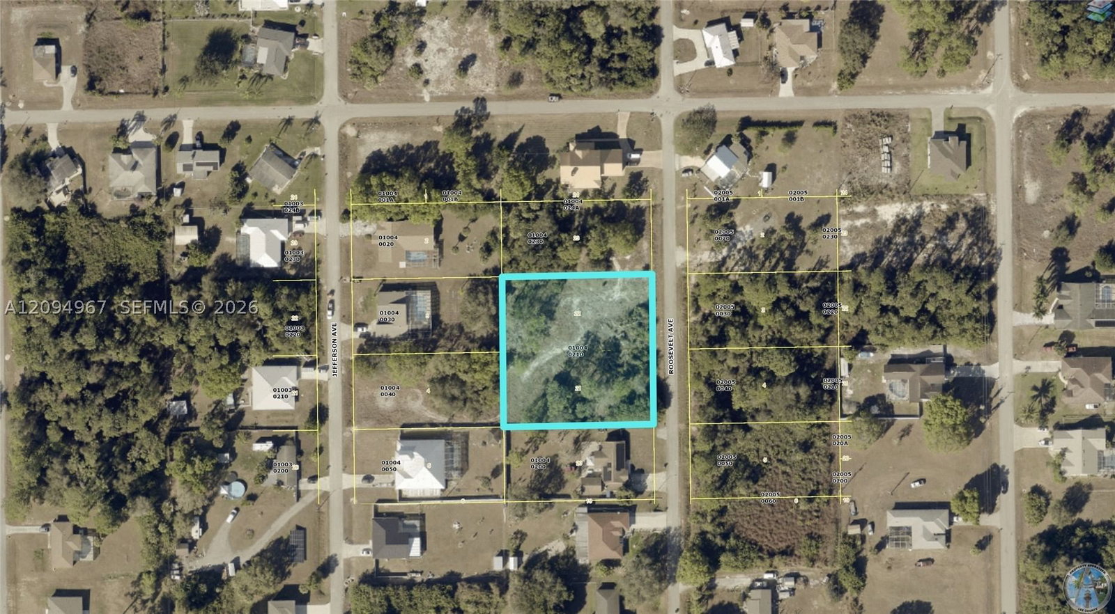 Real estate property located at 17 Roosevelt Ave, Lee, Lehigh Acres, Lehigh Acres, FL