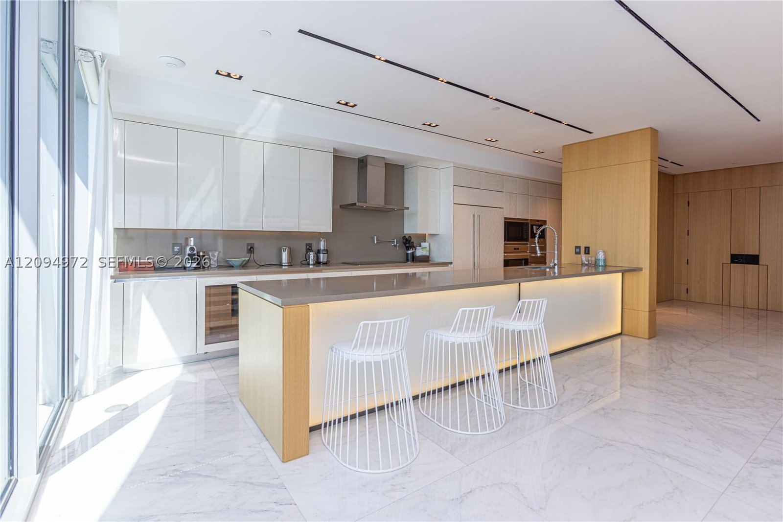 Real estate property located at 17475 Collins Ave #1602, Miami-dade, Chateau Beach Condo, Sunny Isles Beach, FL