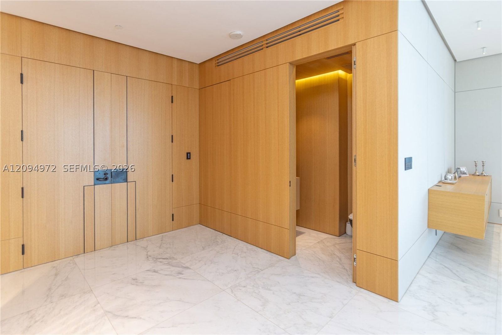 Real estate property located at 17475 Collins Ave #1602, Miami-dade, Chateau Beach Condo, Sunny Isles Beach, FL