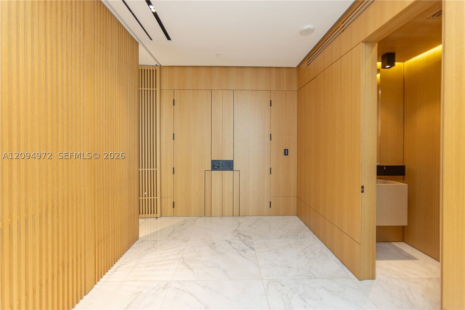 Real estate property located at 17475 Collins Ave #1602, Miami-dade, Chateau Beach Condo, Sunny Isles Beach, FL