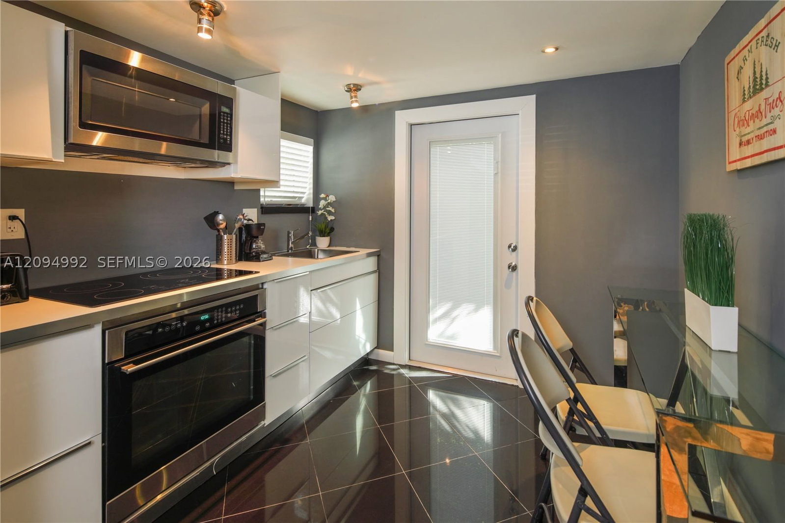 Real estate property located at 560 Michigan Ave, Miami-dade, Ocean Beach Addn No 3, Miami Beach, FL