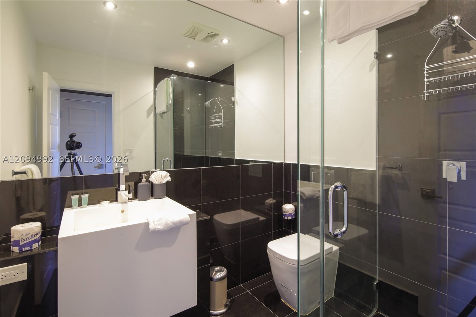 Real estate property located at 560 Michigan Ave, Miami-dade, Ocean Beach Addn No 3, Miami Beach, FL