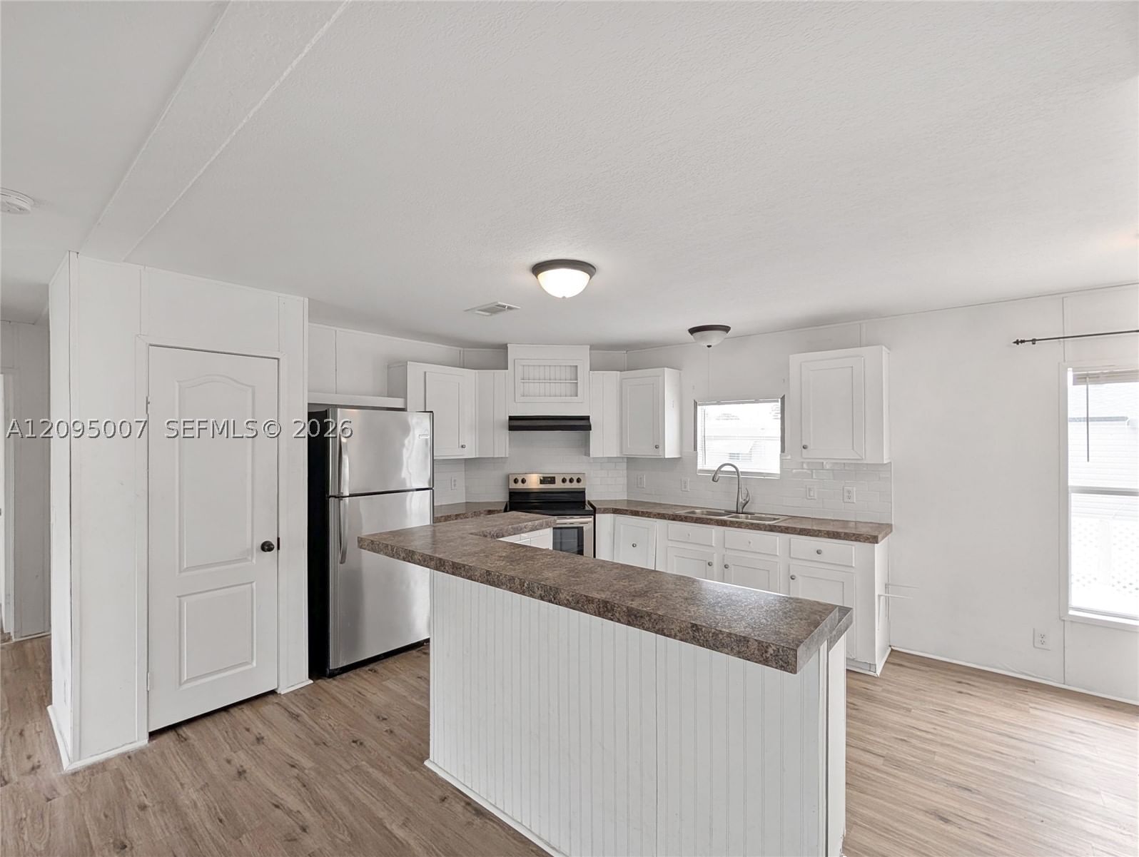 Real estate property located at 1910 85th Ln, Broward, Park City Sec Two, Davie, FL