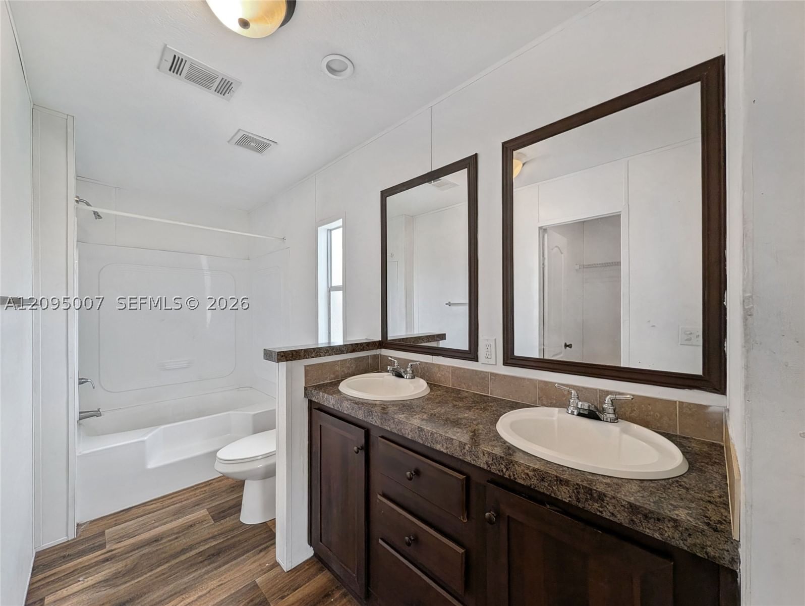 Real estate property located at 1910 85th Ln, Broward, Park City Sec Two, Davie, FL