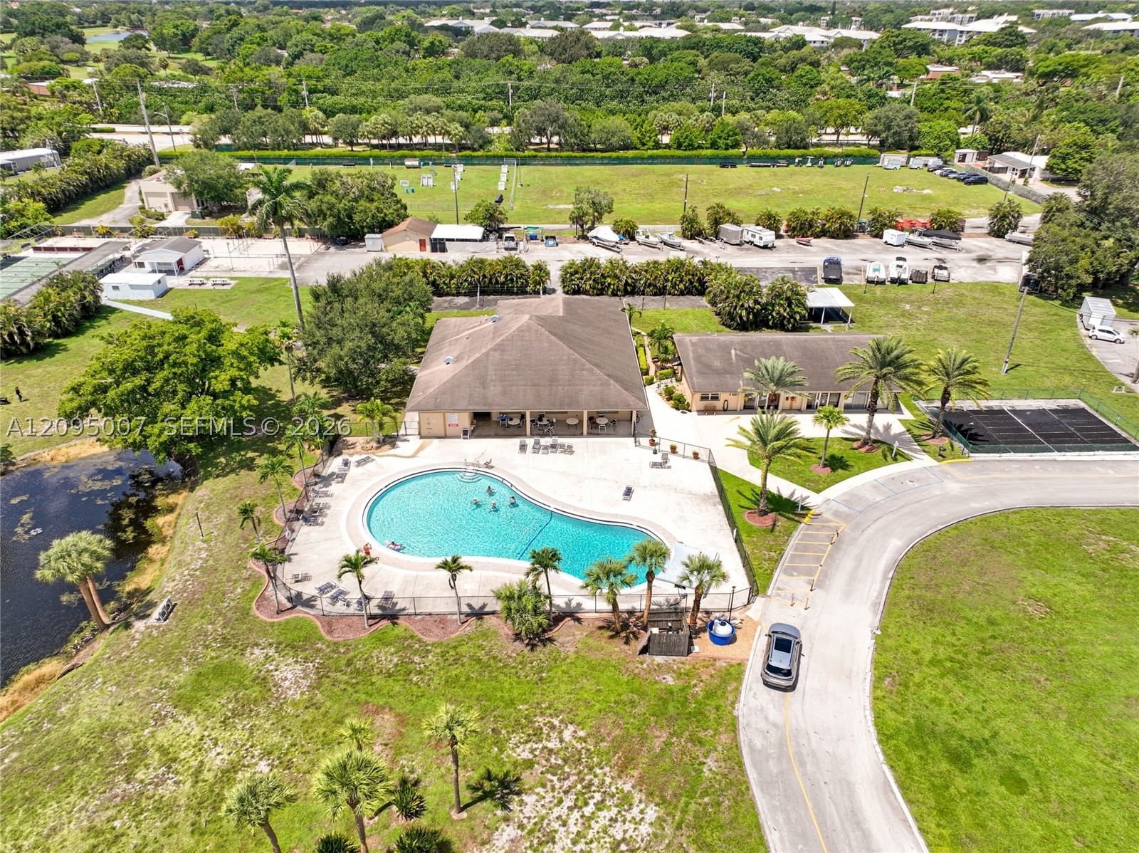 Real estate property located at 1910 85th Ln, Broward, Park City Sec Two, Davie, FL
