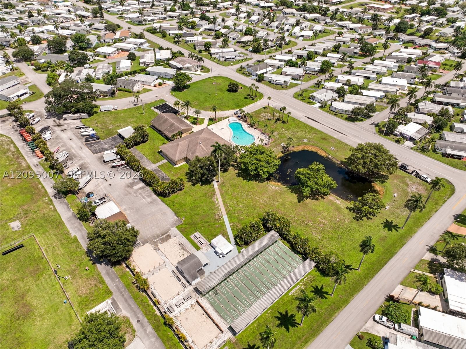 Real estate property located at 1910 85th Ln, Broward, Park City Sec Two, Davie, FL