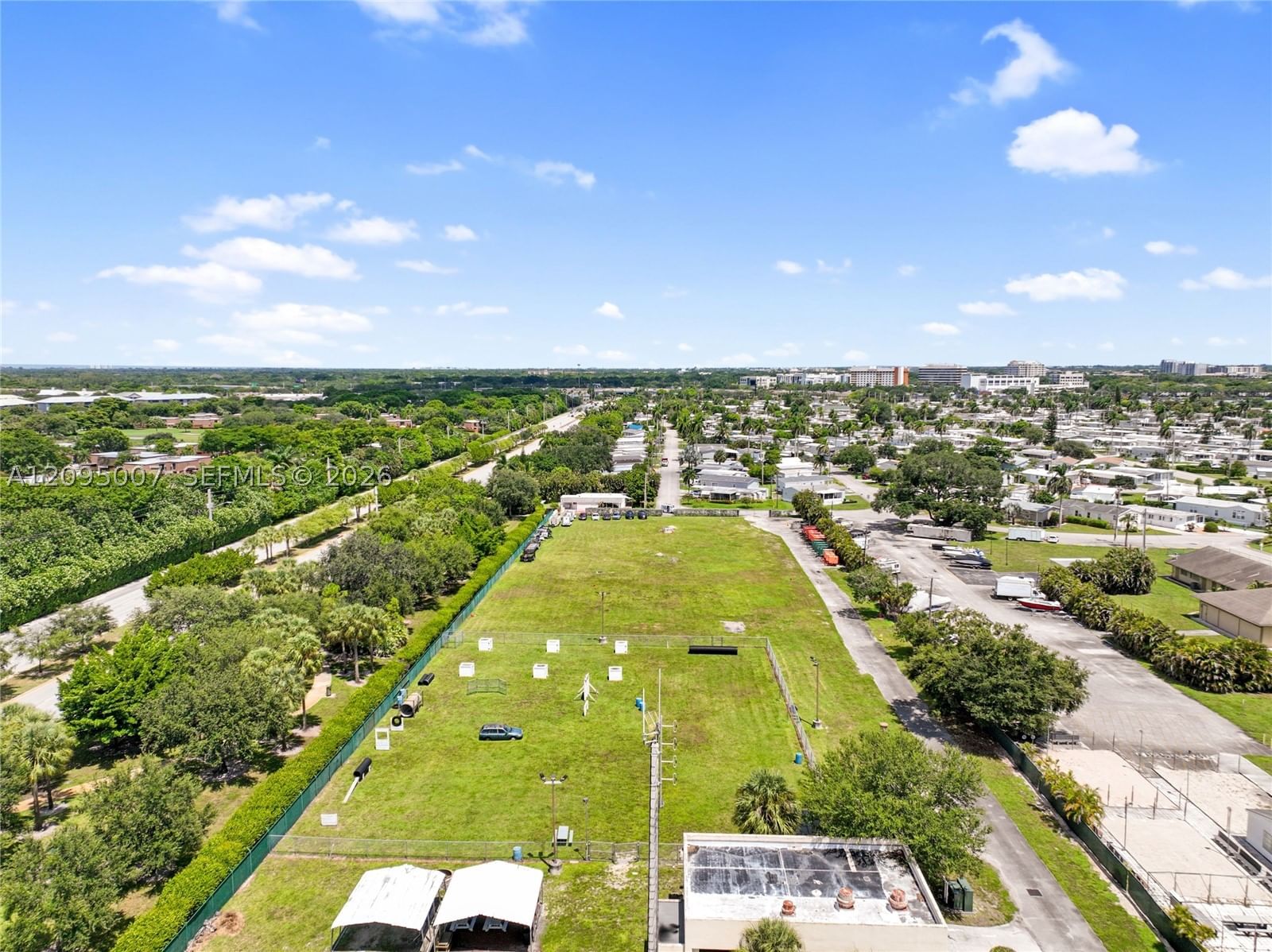 Real estate property located at 1910 85th Ln, Broward, Park City Sec Two, Davie, FL