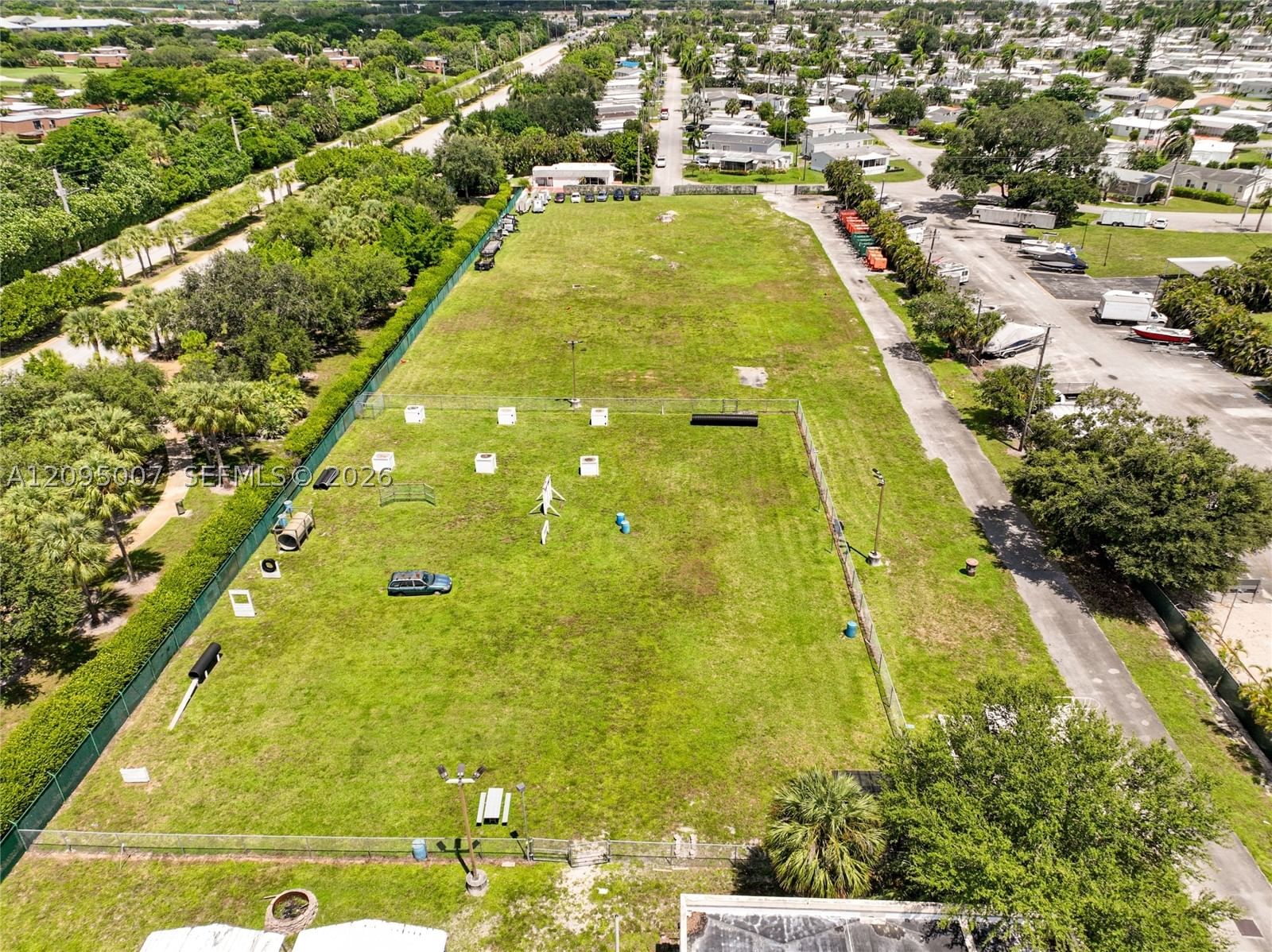 Real estate property located at 1910 85th Ln, Broward, Park City Sec Two, Davie, FL