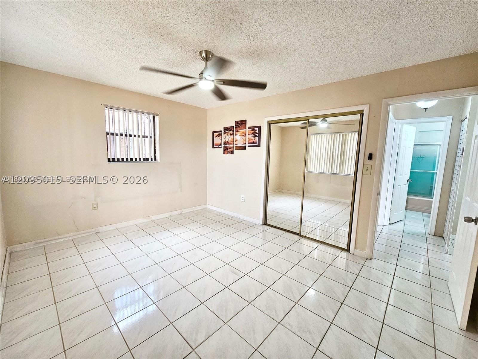 Real estate property located at 4596 8th Ct, Miami-dade, Ingleside Park, Hialeah, FL