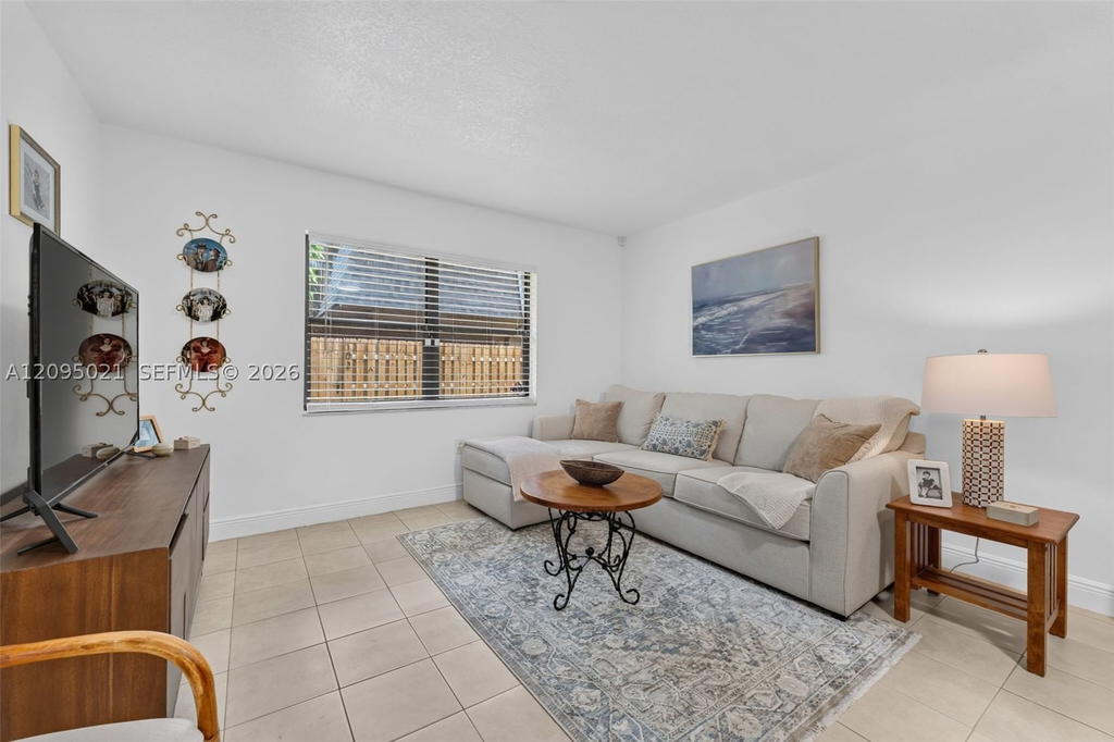 Real estate property located at 14285 94th Cir Ln #104-25, Miami-dade, Camelot Three Condo, Miami, FL