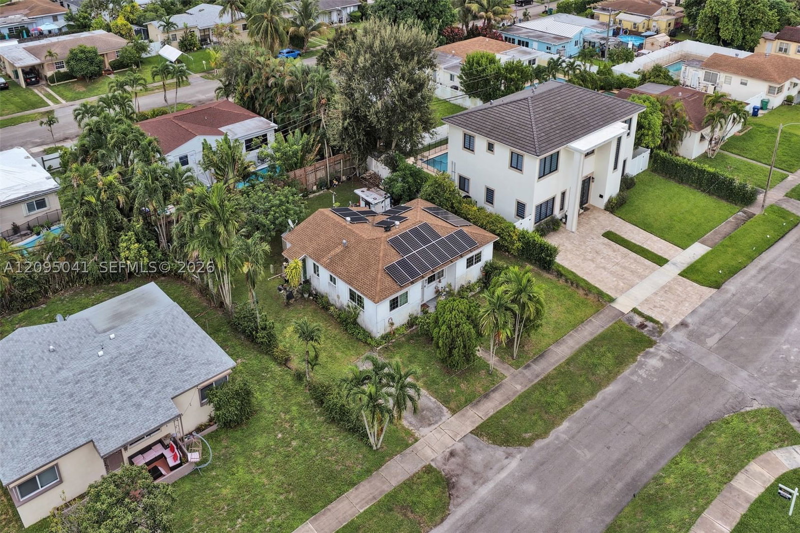 Real estate property located at 17401 11th Ct, Miami-dade, Dorvin Estates, Miami, FL