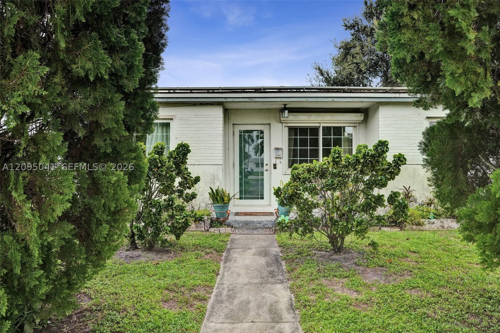 Real estate property located at 17401 11th Ct, Miami-dade, Dorvin Estates, Miami, FL