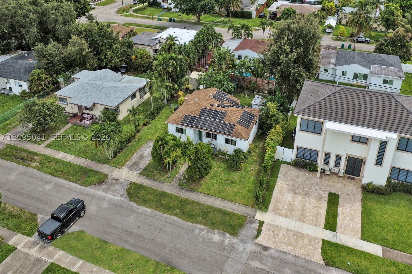 Real estate property located at 17401 11th Ct, Miami-dade, Dorvin Estates, Miami, FL