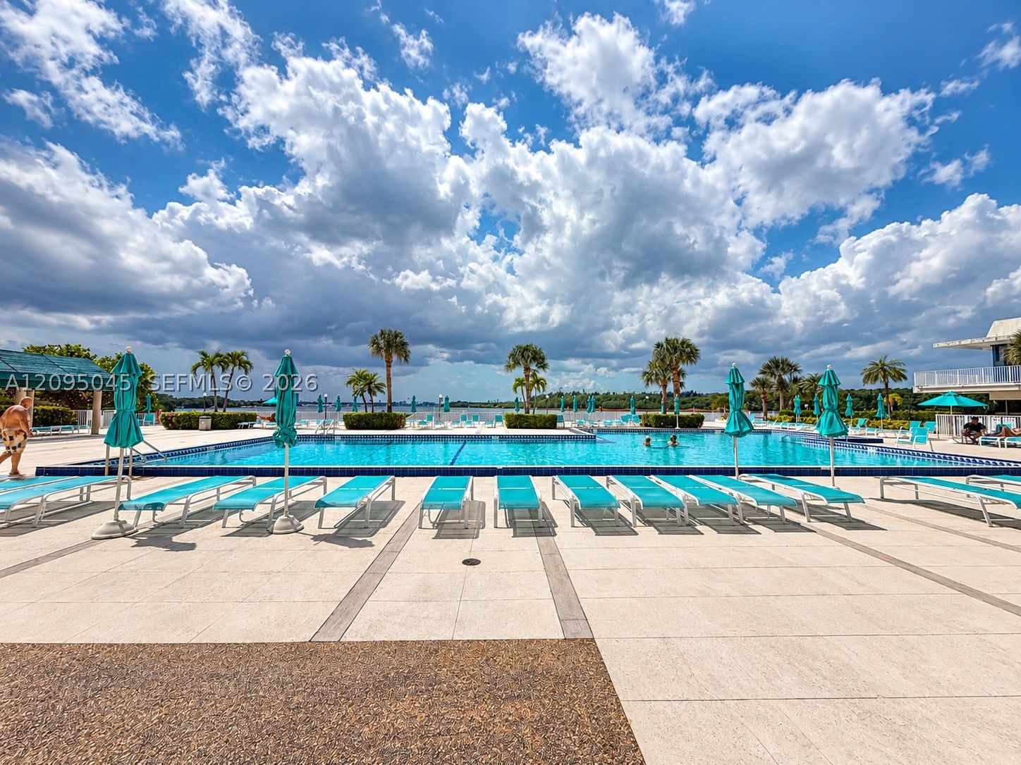 Real estate property located at 300 Bayview Dr #2014, Miami-dade, Arlen House Condo, Sunny Isles Beach, FL