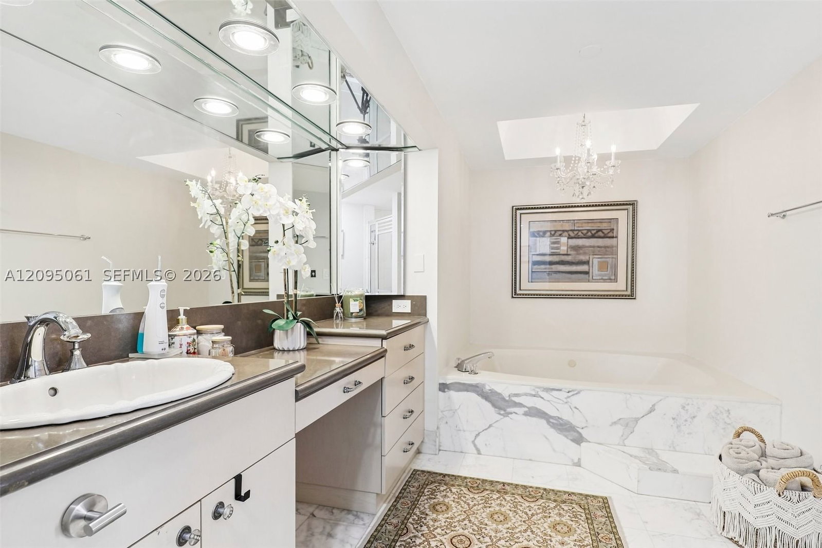 Real estate property located at 20191 Country Club Dr #1102, Miami-dade, Terraces North Turnberry, Aventura, FL