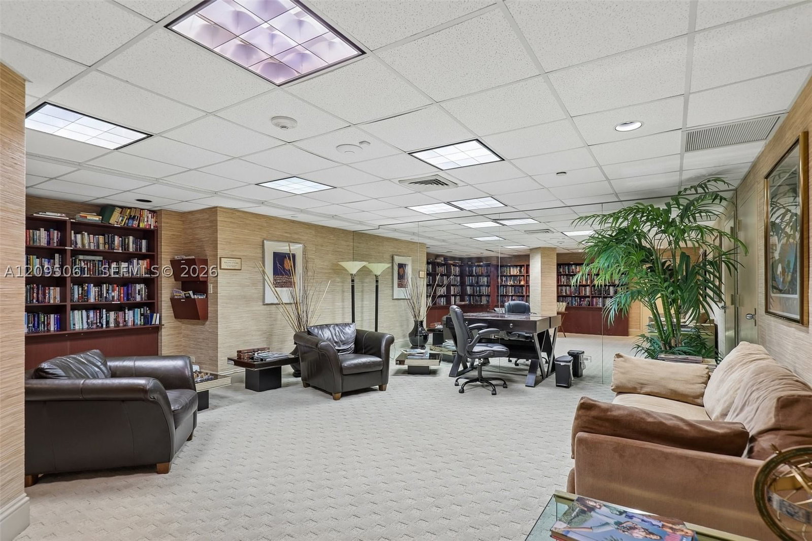 Real estate property located at 20191 Country Club Dr #1102, Miami-dade, Terraces North Turnberry, Aventura, FL