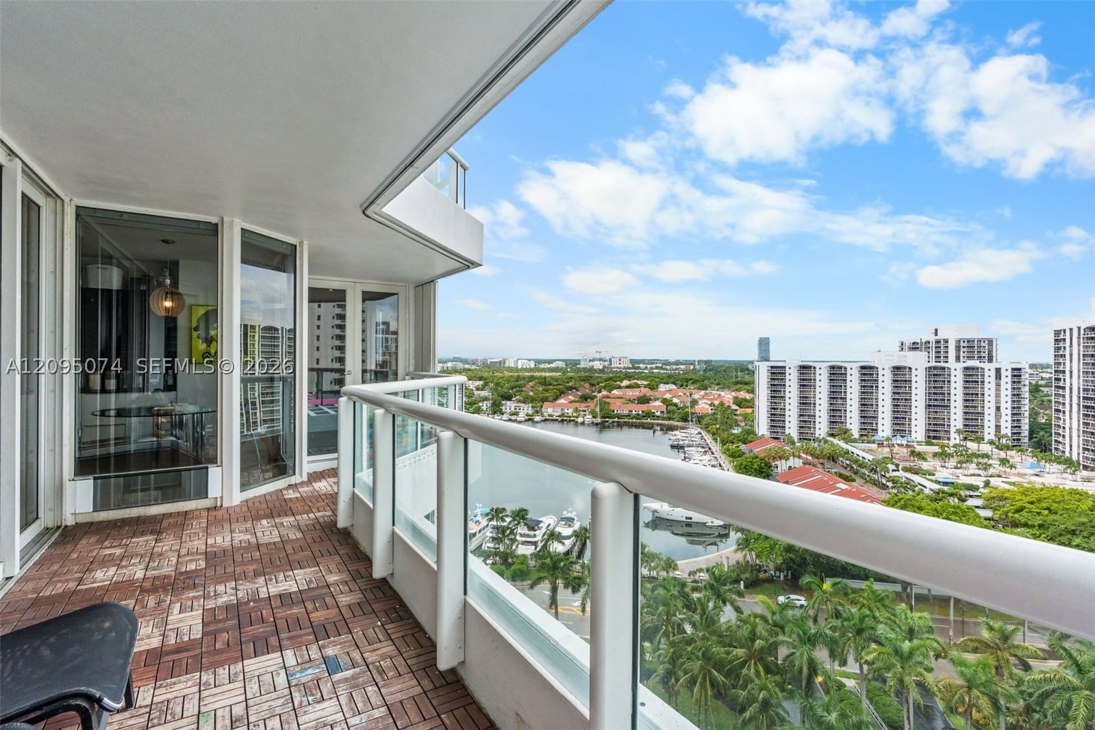 Real estate property located at 21055 Yacht Club Dr #1703, Miami-dade, South Tower At The Point, Aventura, FL