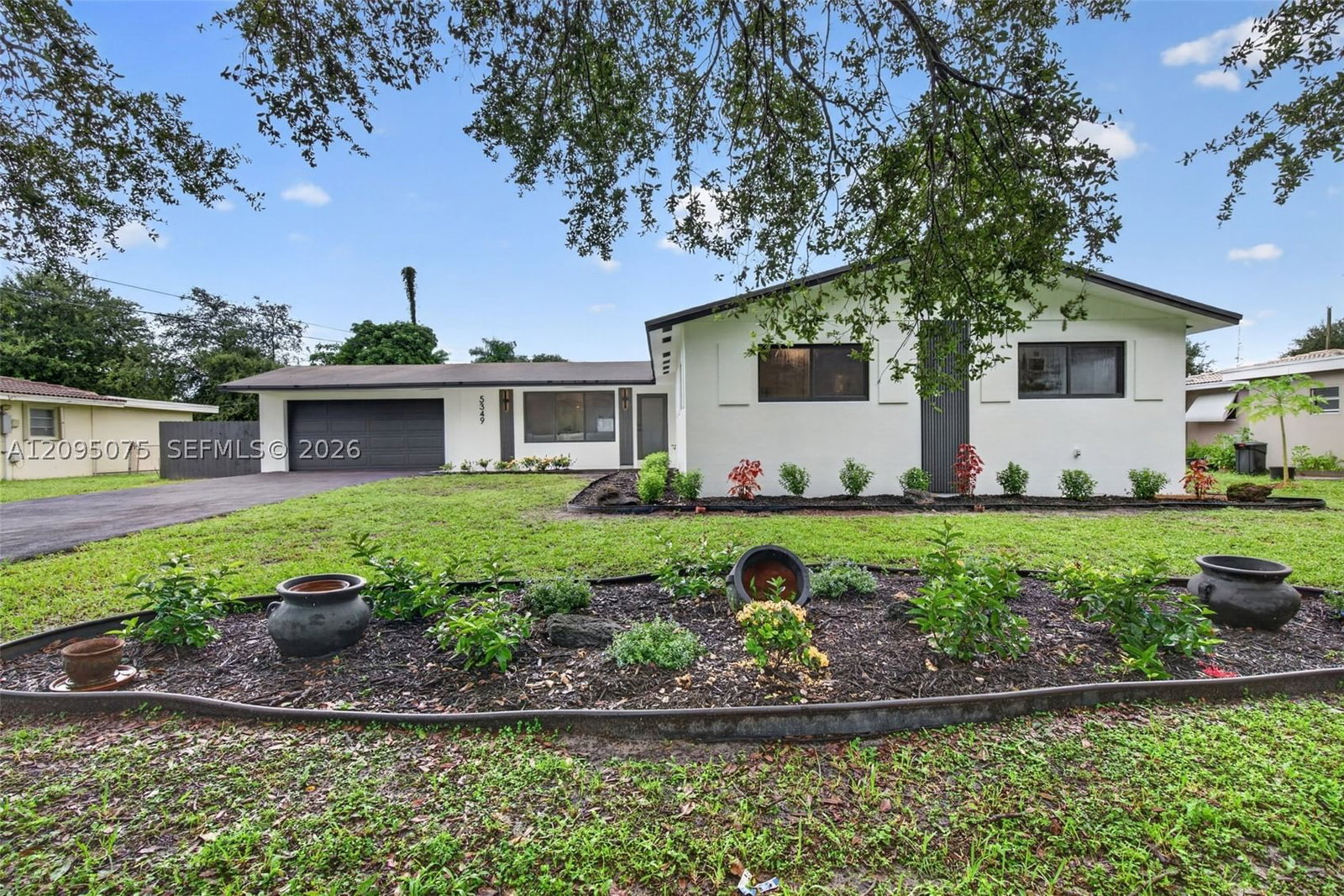 Real estate property located at 5349 Balsam Ter, Broward, Plantation Gardens 4th Se, Plantation, FL