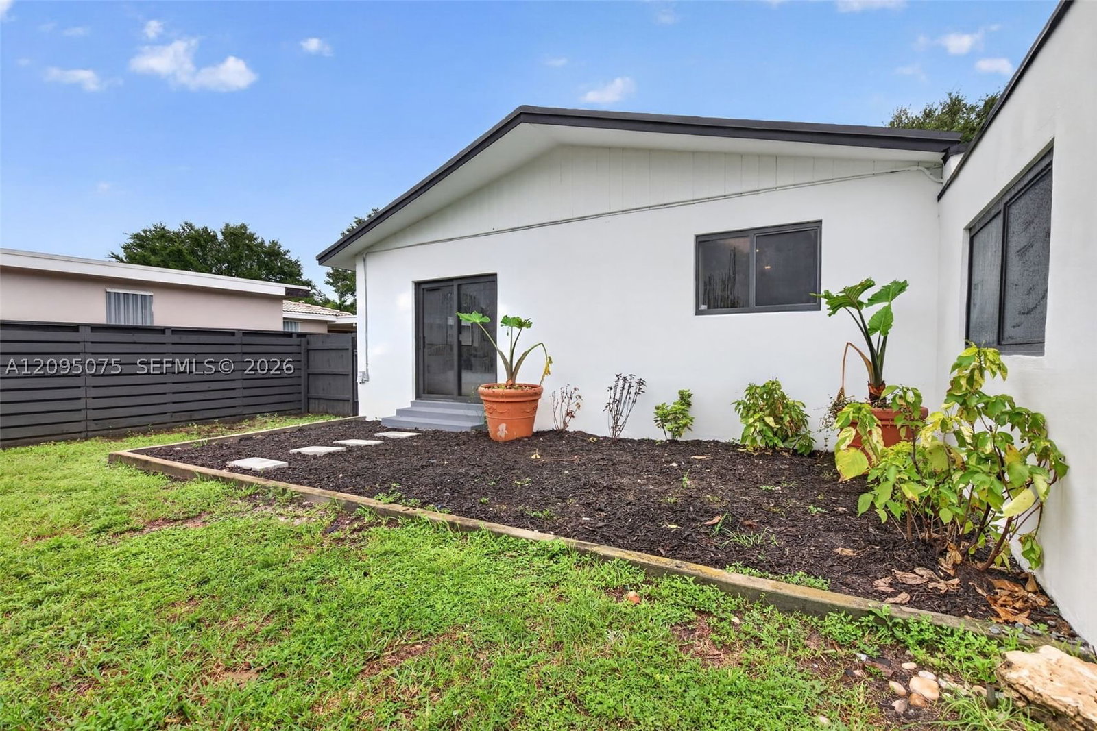 Real estate property located at 5349 Balsam Ter, Broward, Plantation Gardens 4th Se, Plantation, FL