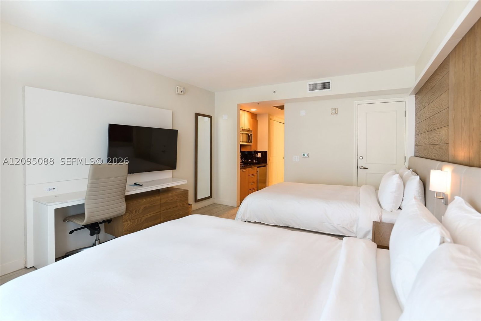 Real estate property located at 505 Fort Lauderdale Beach Blvd #712, Broward, Q Club Resort & Residence, Fort Lauderdale, FL