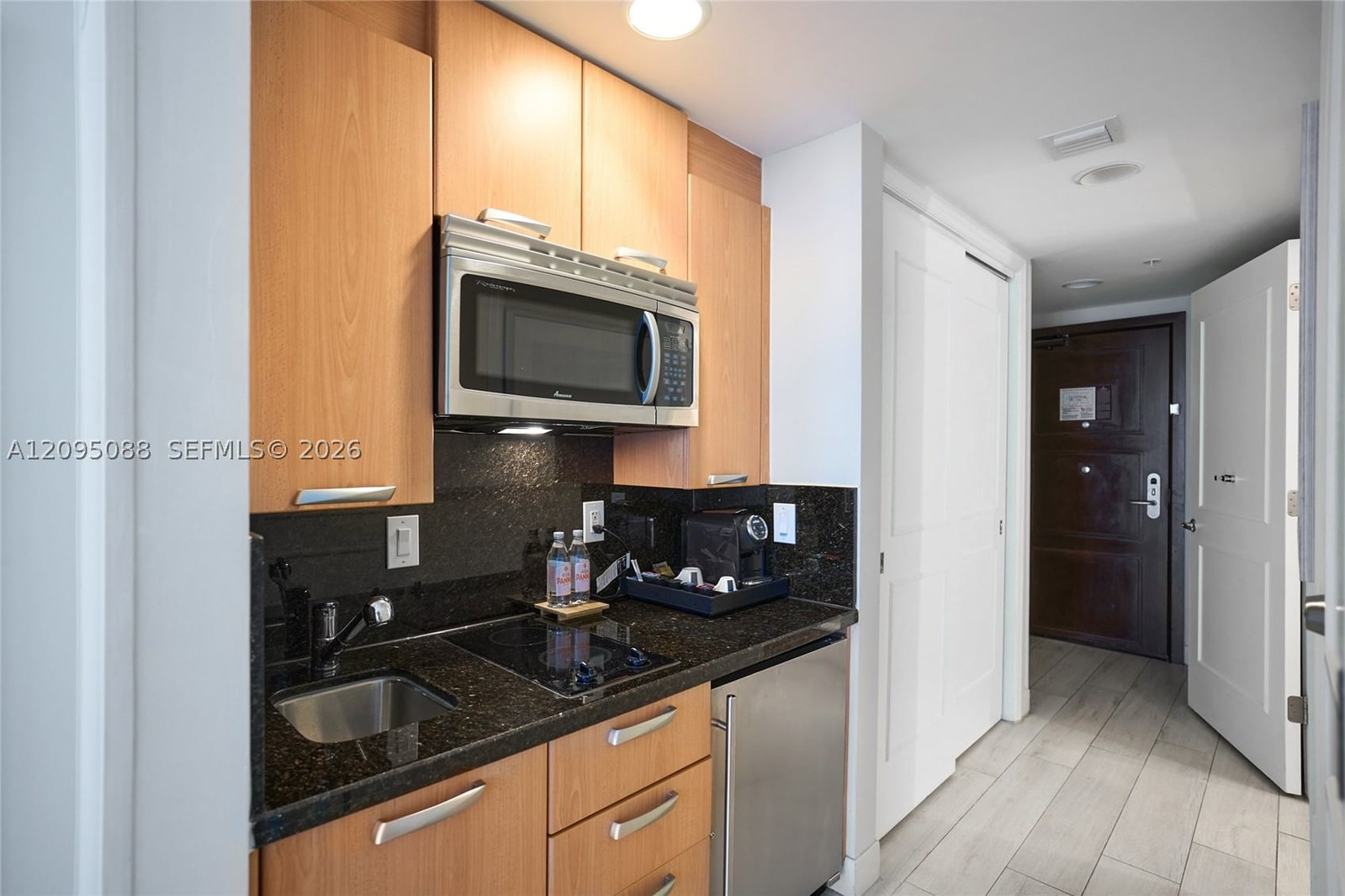 Real estate property located at 505 Fort Lauderdale Beach Blvd #712, Broward, Q Club Resort & Residence, Fort Lauderdale, FL