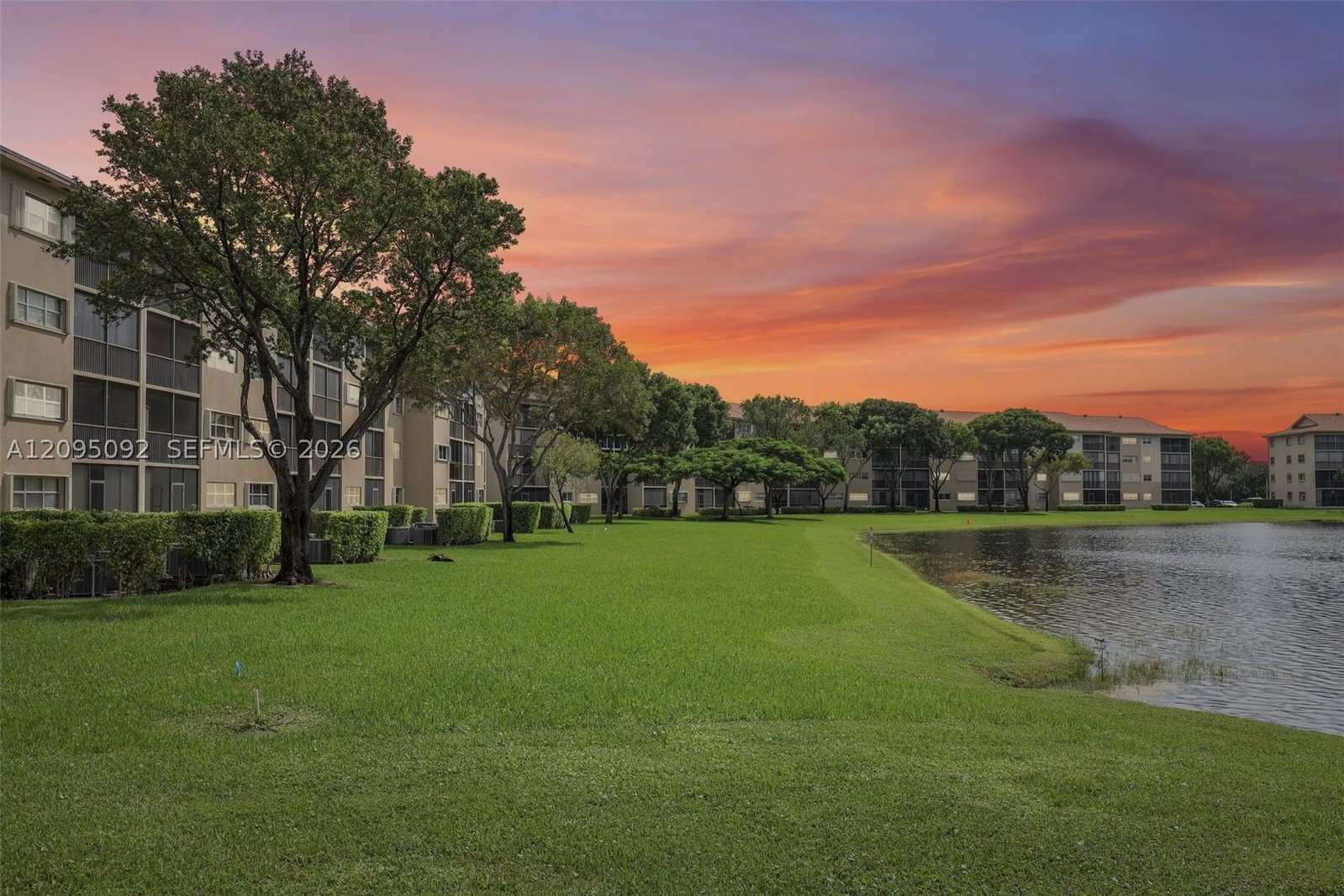 Real estate property located at 13800 5th Ct #301M, Broward, Plymouth At Century Villa, Pembroke Pines, FL