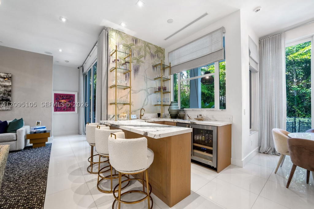 Real estate property located at 737 49th St, Miami-dade, Lake View Heights Sub, Miami Beach, FL