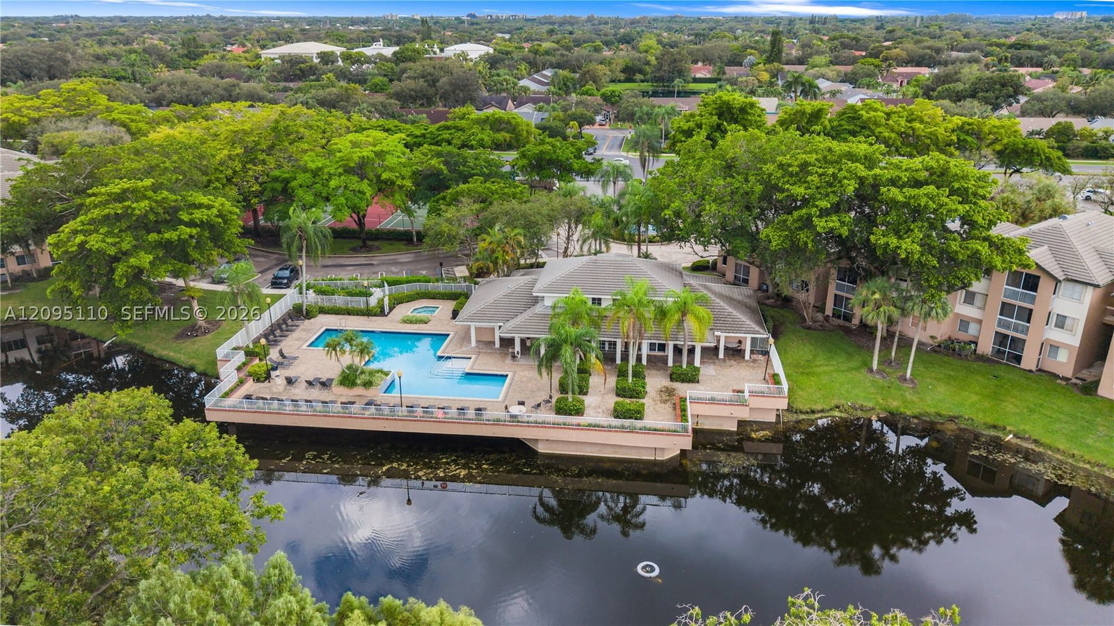 Real estate property located at 9833 Westview Dr #835, Broward, Citation Way Condo, Coral Springs, FL